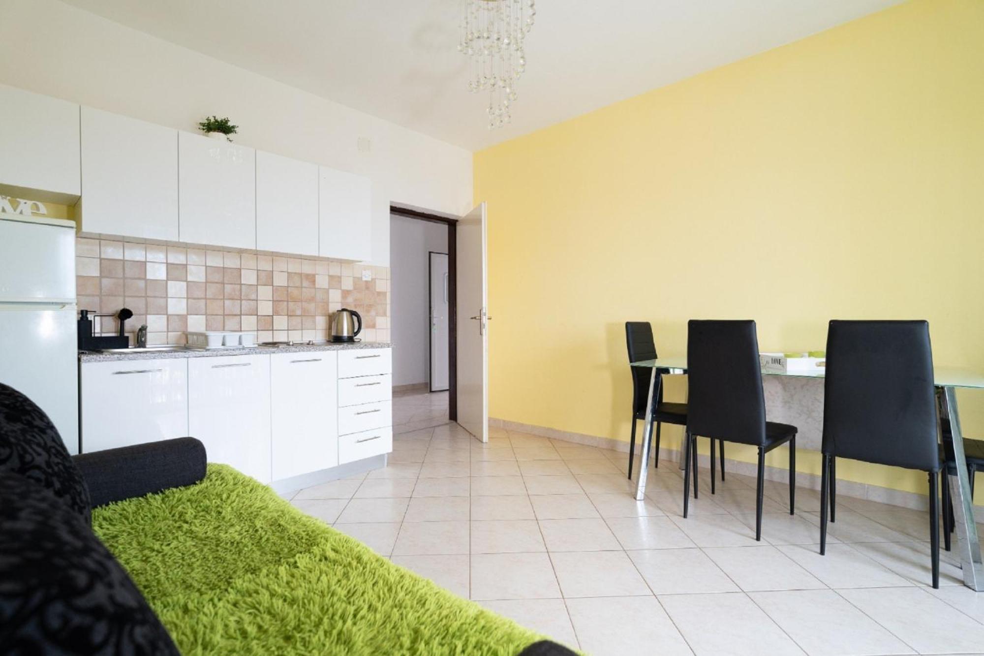 Apartments Milic Gornji Karin Quarto foto